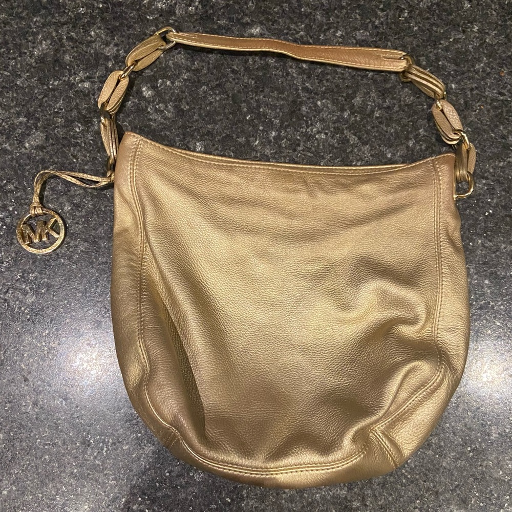 Beautiful Michael Kors Gold Leather Hobo Style Bag ❗️MAKE AN OFFER❗️